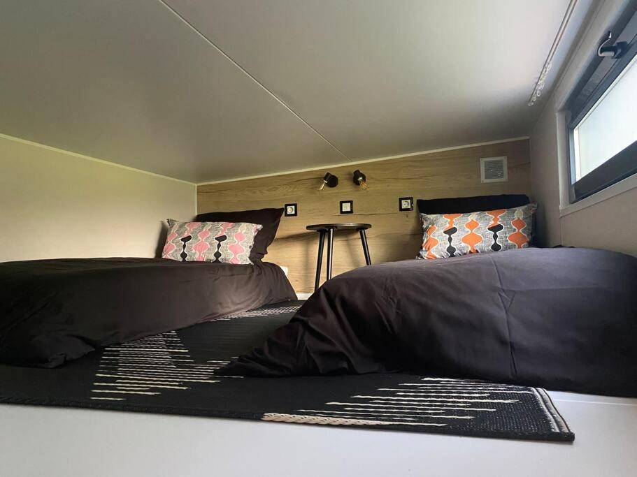 Tiny House Sur Terrain Boise A 10 Mn De La Mer Férel Exterior photo