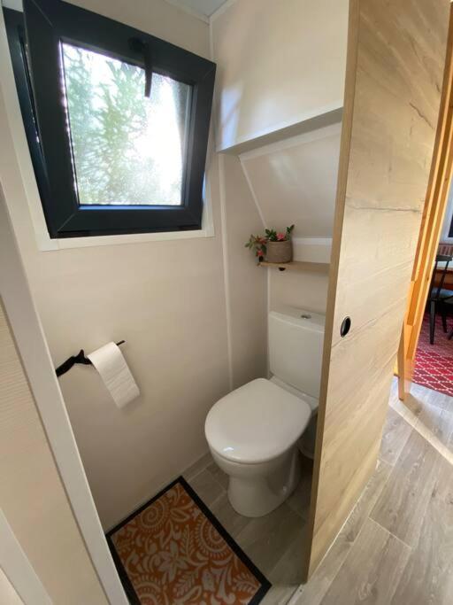 Tiny House Sur Terrain Boise A 10 Mn De La Mer Férel Exterior photo